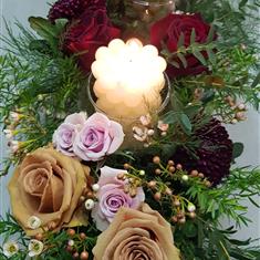 Christmas table arrangement 