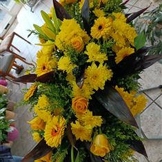 Yellow and black spray 