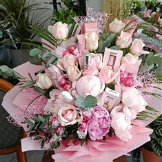 flowers with your makeup 