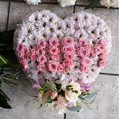 Heart pink mum